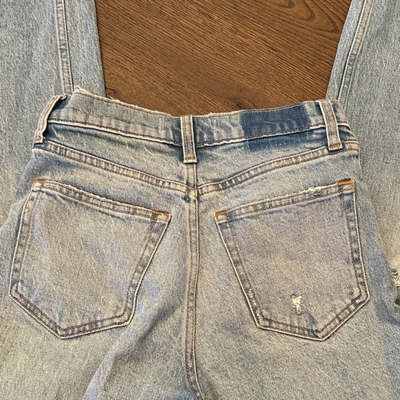 Abercrombie & Fitch Women’s Denim Jeans in Light Blue - Picture 3 of 5